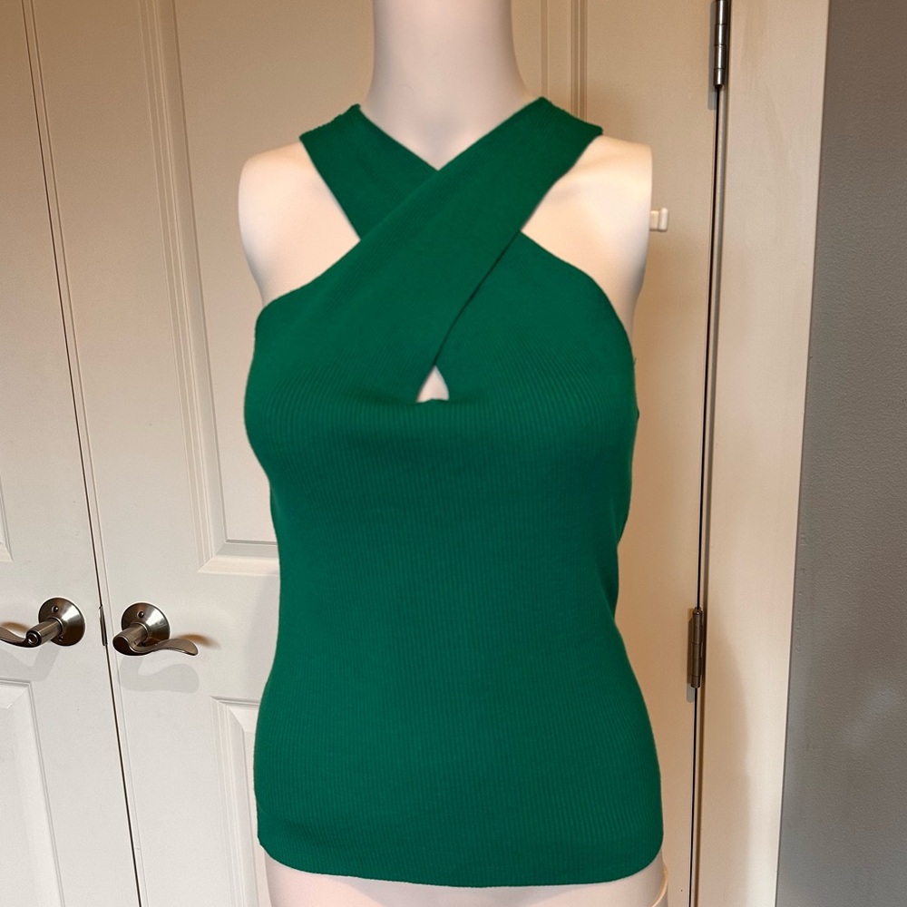 NEW Skies Are Blue Kelly Green Crossover Sleeveless Top Size Medium